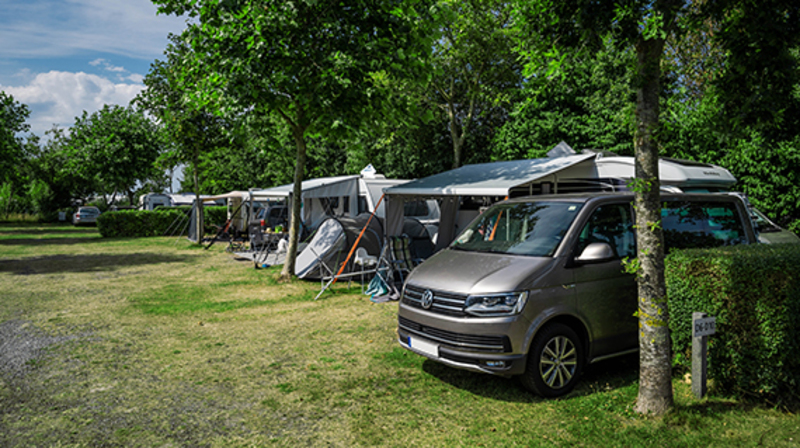 Stellplatz von 99 bis 114m² (mit Wasser/Abwasser)